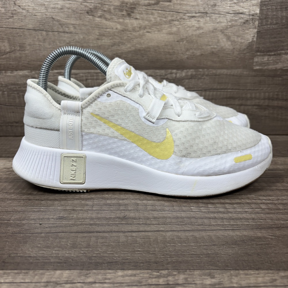 Nike Reposto White Gray Womens US Size 7.5 EUR 38.5 CZ5630-106 Running Shoes